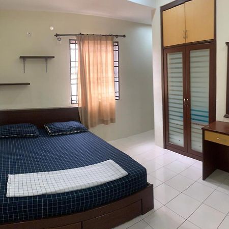 Awani Homestay Seberang Jaya Permatang Janggus ภายนอก รูปภาพ